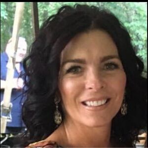 Meet your Posher, Dina